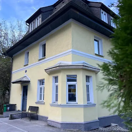Apartment Traditional *