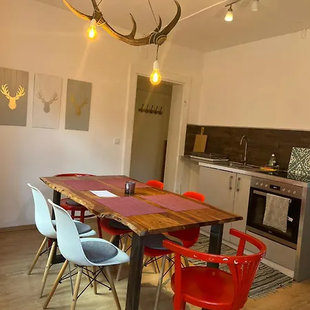 Traditional Apartman