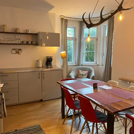 Apartment Traditional